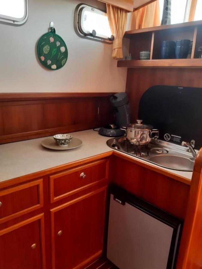 Hotel Motor Yacht Amazone Amsterdam Exterior foto